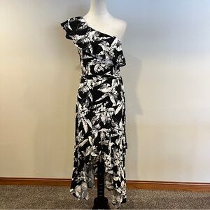 Mi Ami Black and White Floral One-Shoulder hi - low Dress size medium